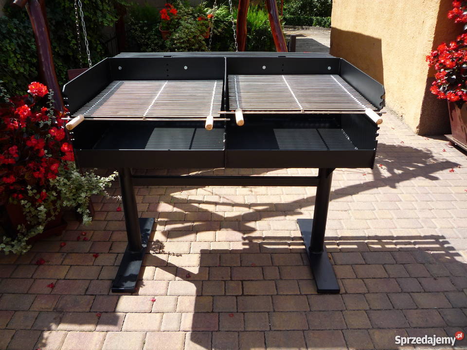 Gastronomiczny grill cateringowy na drzewo Damasławek