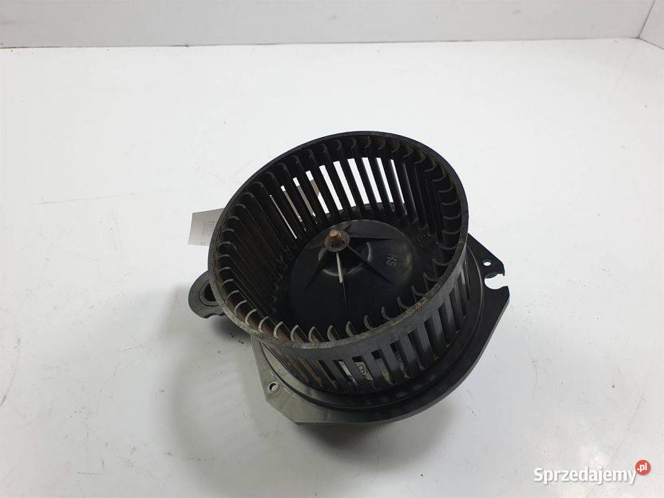 WENTYLATOR KABINOWY GMC YUKON XL 52419692