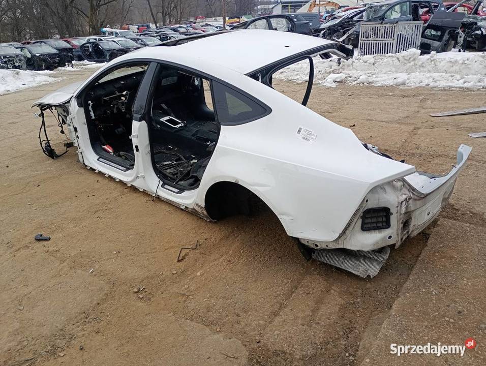 KAROSERIA ĆWIARTKA BŁOTNIK TYŁ LEWY PRÓG DACH