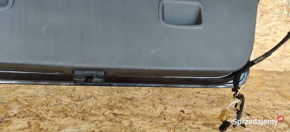 TYLNA KLAPA TYŁ POKRYWA GABAŻNIKA TYŁ SZYBA VW Klapy bagażnika