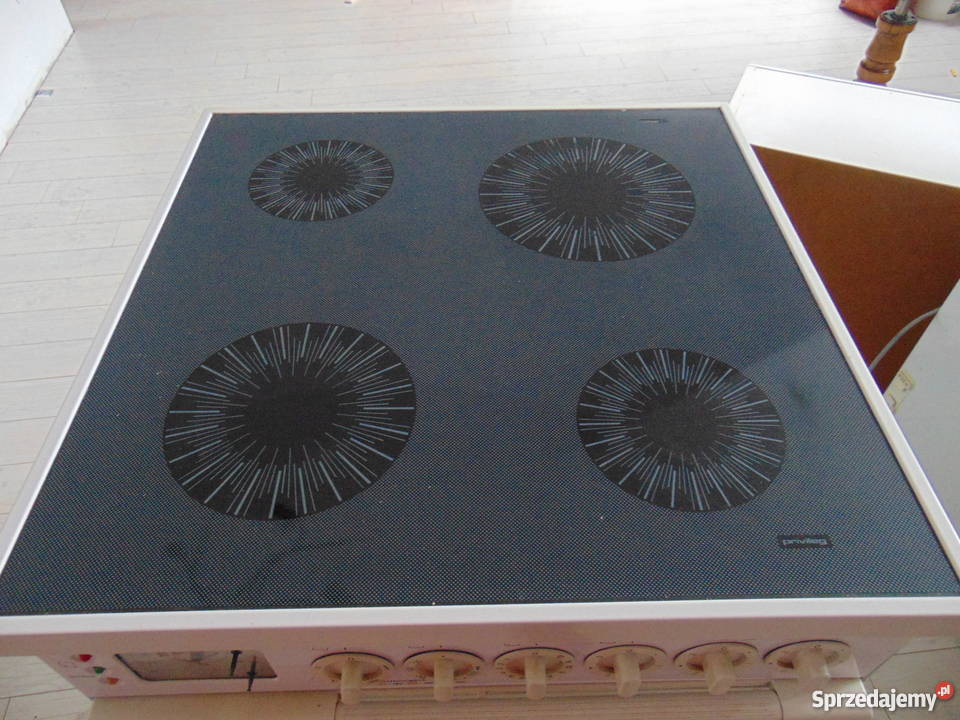 meble kuchenne ze sprzętemAGD domek Oleśnica