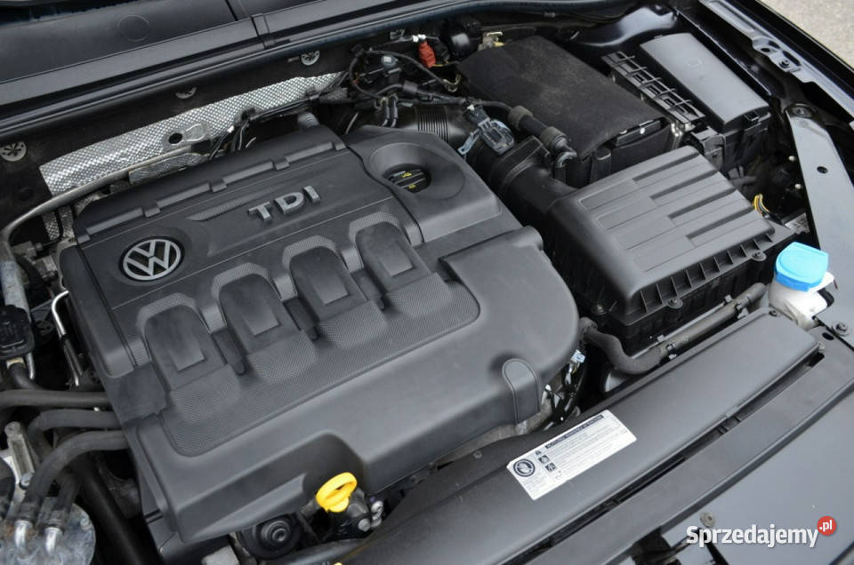 Volkswagen Passat 16TDI 120 Serwis Panorama ACC podgrzewane fotele
