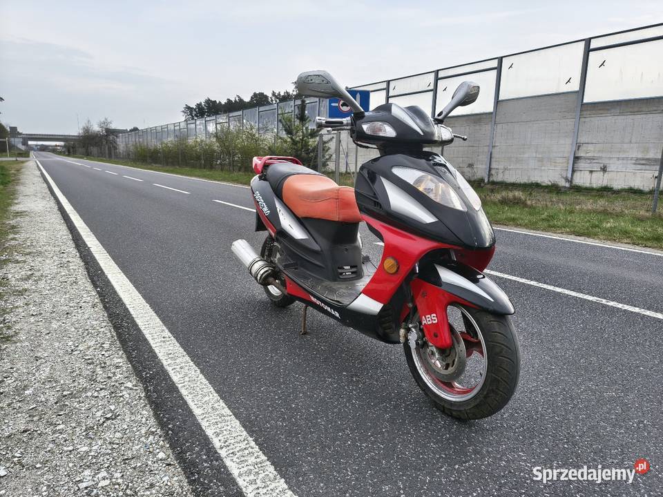 Skuter 50 4t Dąbrówka sprzedam