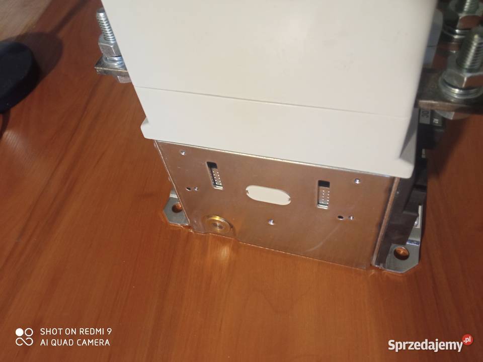 Stycznik 3x 250A 440V cewka 240V LOVATO Biznes i Przemysł lubuskie Żagań sprzedam