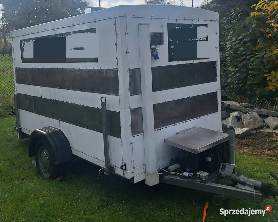 Przyczepa przyczepka chłodnia mobilna