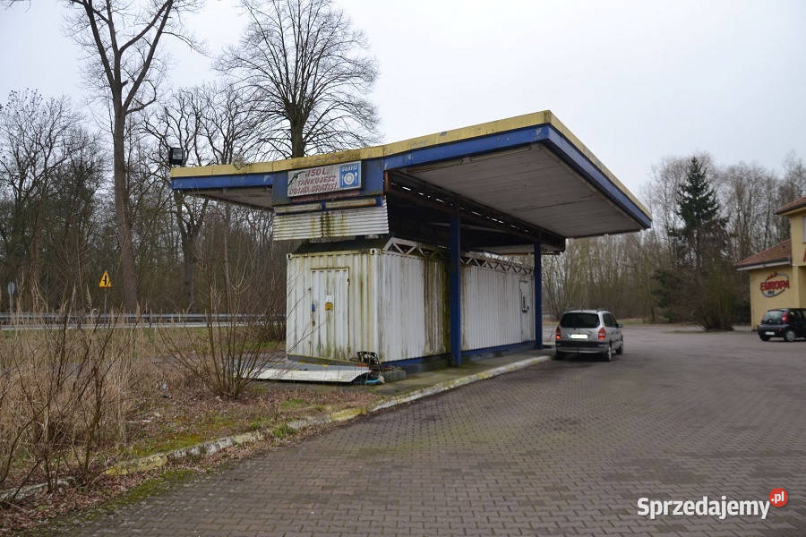 Komornik działki z motelem i stacją paliw w Wityń