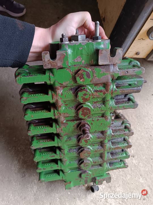 Rozdzielacz hydrauliczny John Deere cws 1450 Części zamienne