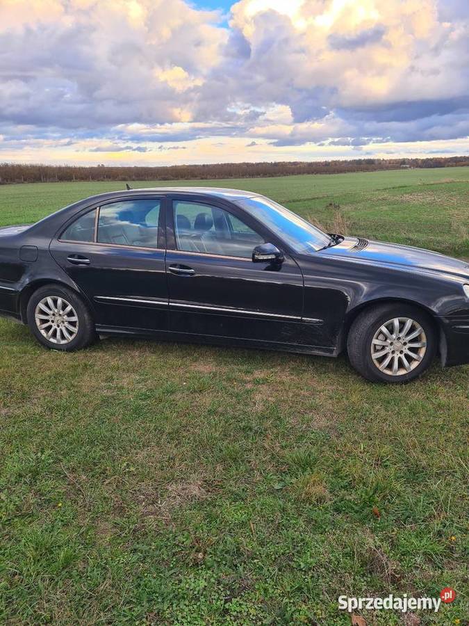 Piękny w211 z najlepszym silnikiem Ostrowiec Świętokrzyski