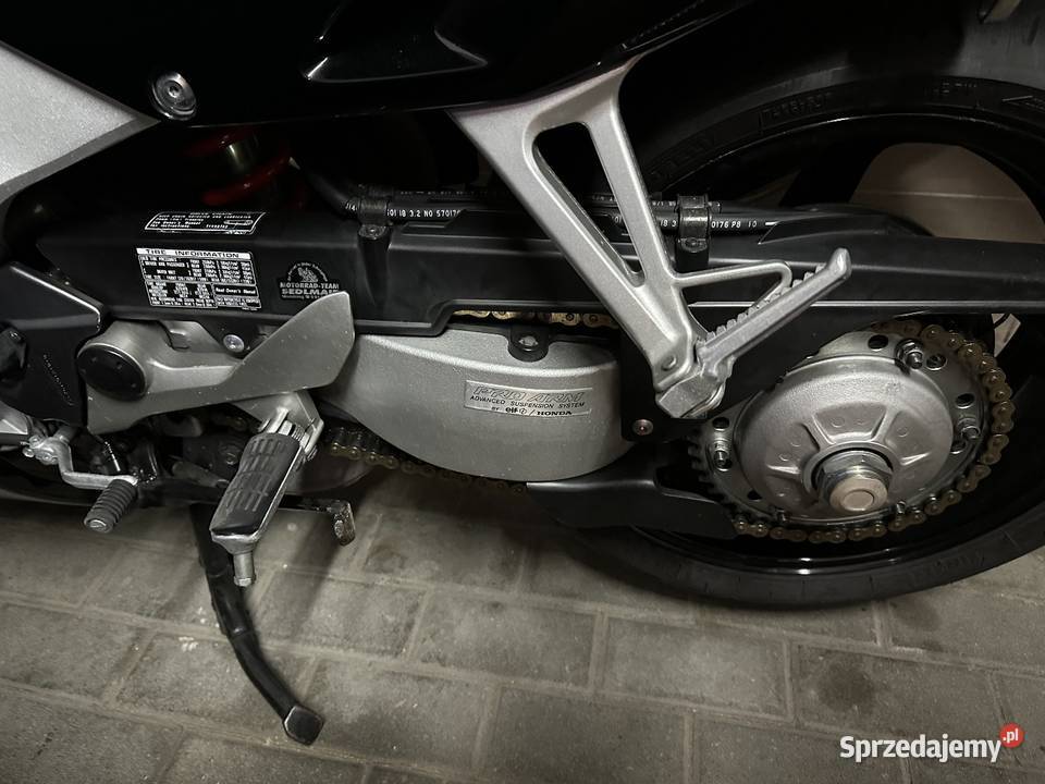 Honda vfr 800 nowa oryginał kupiony w Polsce Reda