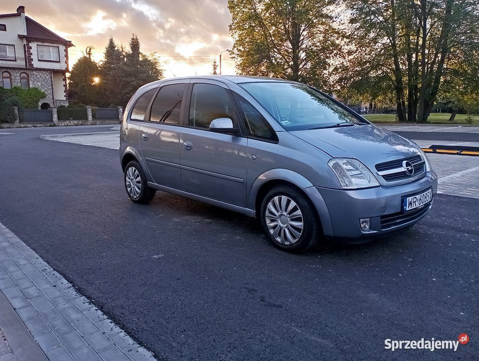 Sprzedam Opla Merive nieuszkodzony Szydłowiec