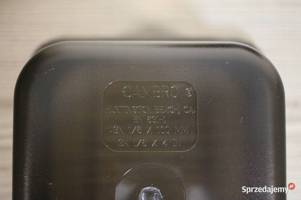 Camwear GN 16 100 mm z poliwęglanu Cambro Góra