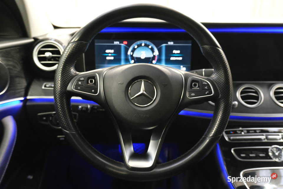 MERCEDESBENZ E350D 2017 298700 ccm 258 mazowieckie