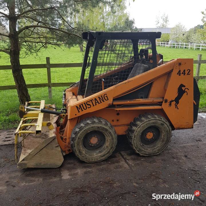 Miniladowarka mustang 150 Starogard Gdański