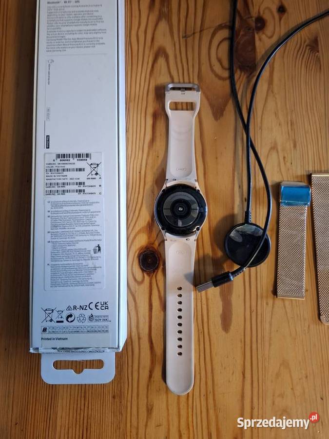 Smartwatch Samsung Galaxy watch 4 Komplet plus Radlin sprzedam