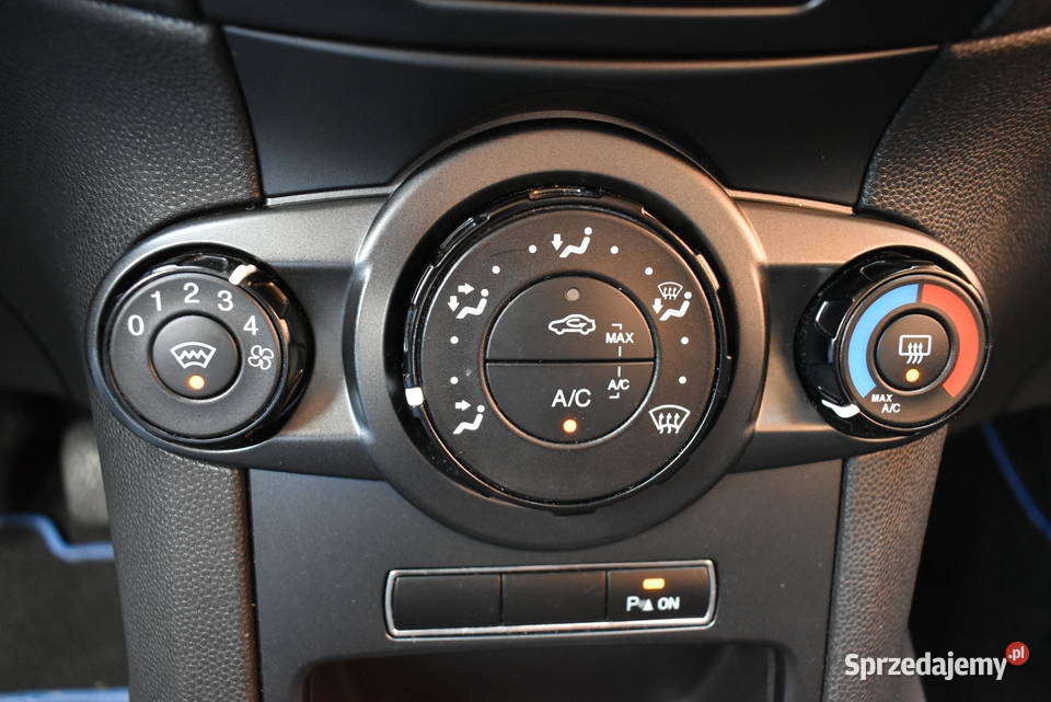 LED KLIMATYZCJA CZUJNIKI PARKOWANIA PRZÓDTYŁ radio