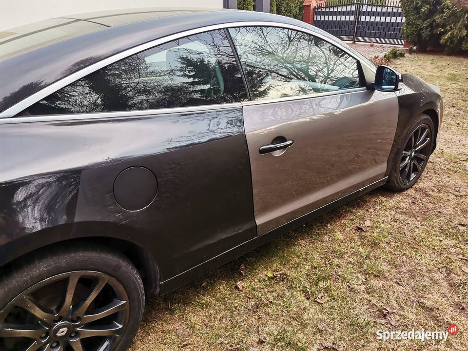 Renault Laguna coupe III z 2009 roku Bełchatów