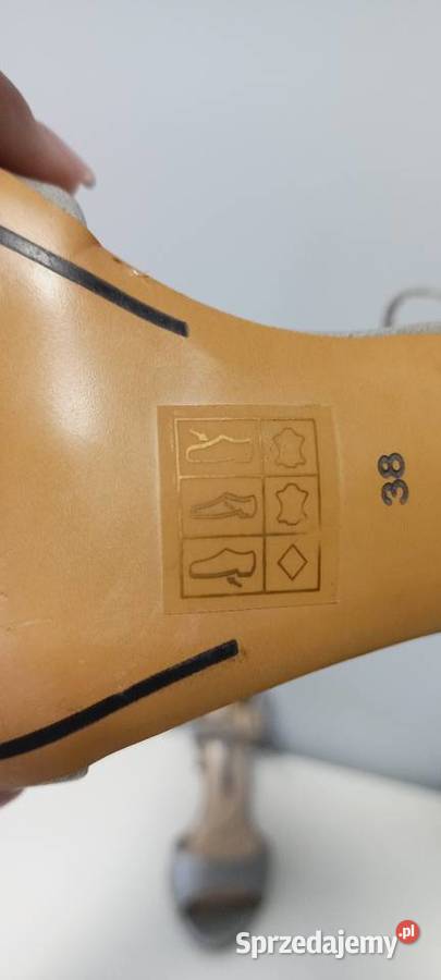 Sandały srebrne skóra naturalna 38 Neścior Gdańsk