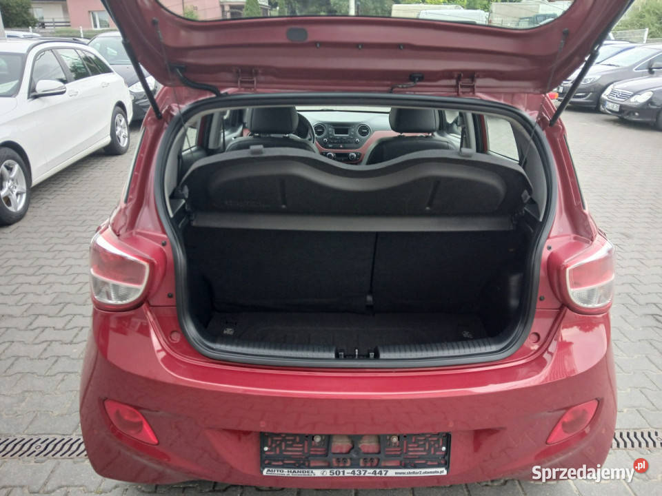 Hyundai i10 13i AUTOMAT półskóry alufelgi navi lakier metallic Gryfino