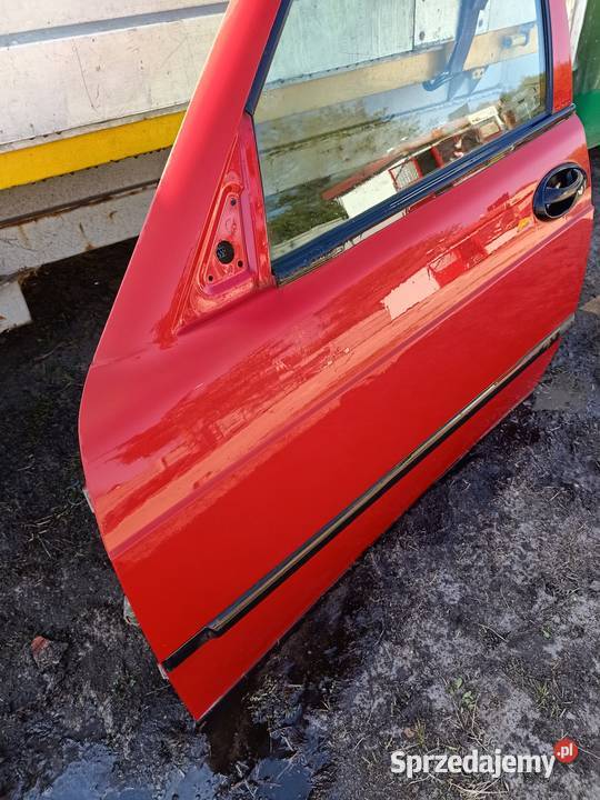 Drzwi lewy przód przednie Saab 900 kolor 240 części blacharskie Szczecin