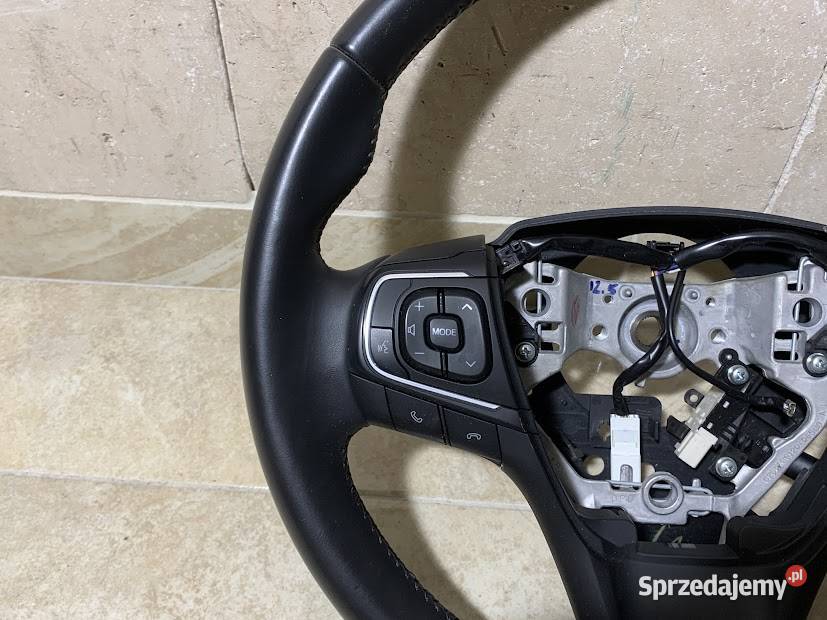 Kierownica skóra multifunkcjia TOYOTA AVENSIS małopolskie Barwałd Dolny