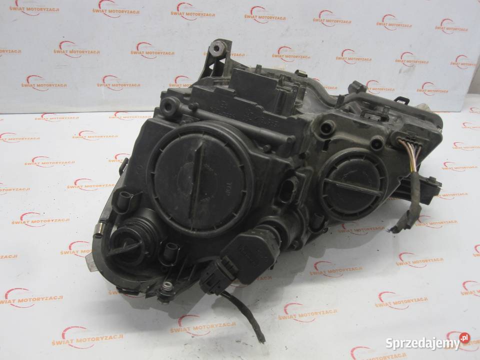 MERCEDES CLS C219 07r lampa prawa przód świętokrzyskie Kielce