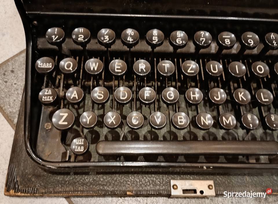 Sprzedam maszynę do pisania OLIMPIA Kielce