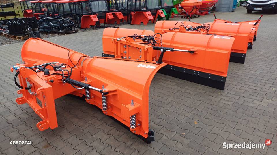 Pług do śniegu odśnieżny strzałka hydrauliczny Pozostałe Wola Różaniecka
