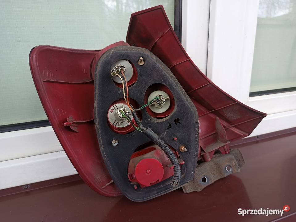 Honda Civic VII HB 3D EP lampa tył tylna prawa Sieradz