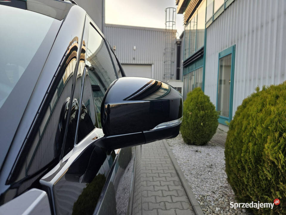 Land Rover Discovery D250 Dynamic SE Cold nieuszkodzony Węgrzce