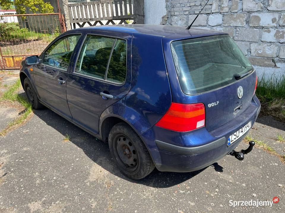 Volkswagen Golf 14 90KM Golf Białogard