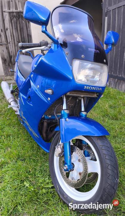 Honda VFR 750 F RC24 V4 1990r turystyczny Brusy