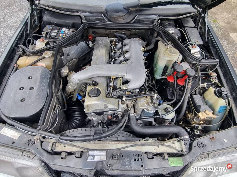 Sprzedam Mercedes W124 30 td 4 Matik nieuszkodzony łódzkie Bełchatów