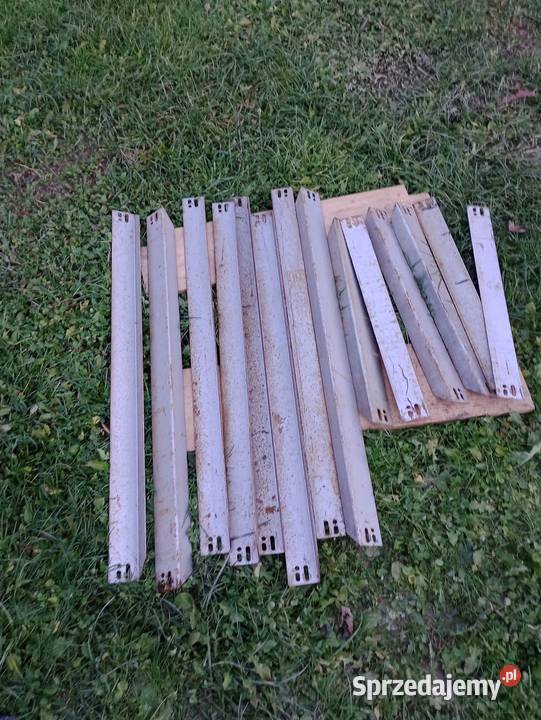 Kątownik 60x40x2 25 m na regał półki Bobrek sprzedam