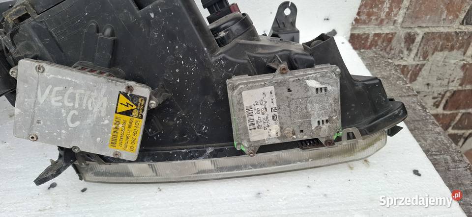 Lampy Opel Vectra xenon osobowe Żary