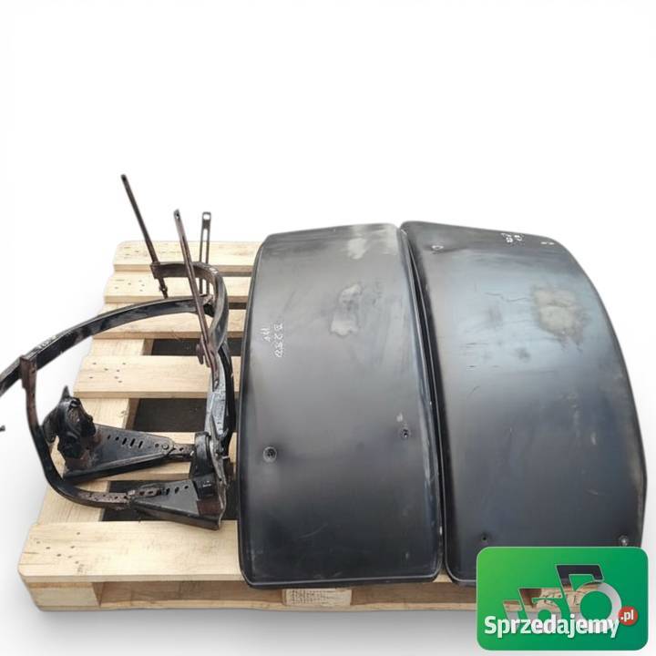 Błotnik stelaż Massey Ferguson 8270