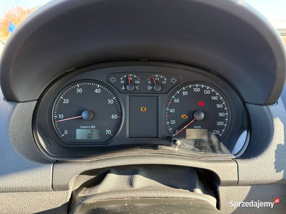 VW polo 12 benzyna klimatyzacja wielkopolskie Konin sprzedam