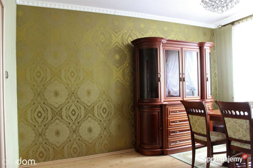 Dom z budynkami gospodarczymi mieszkalny