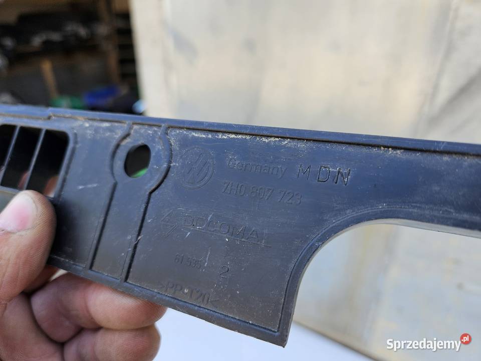 VW T5 LIFT ŚLIZG ZDERZAKA TYŁ TYLNY 7H0807723 Międzychód