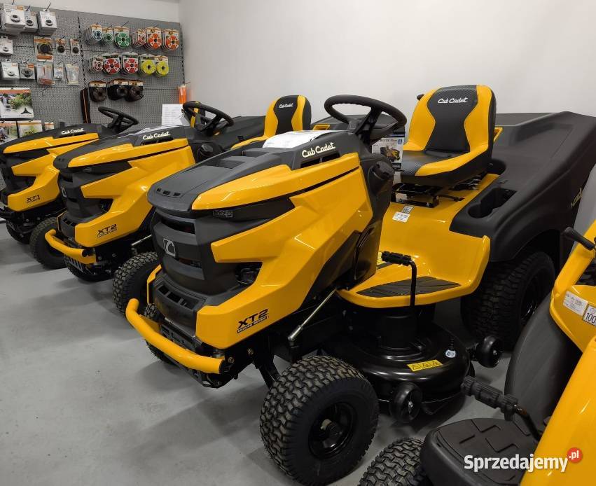 TRAKTOREK CUB CADET XT2 QR106 KAWASAKI 22 Skórzewo