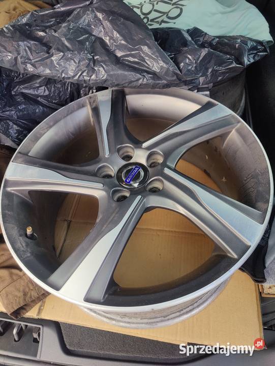 Volvo V70 20 turbo benzyna Alu 18 lato Alu 16 komputer pokładowy Puławy