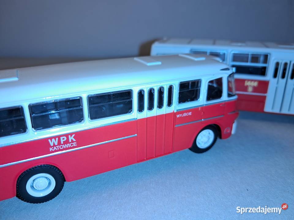 Kultowe autobusy Ikarus 260 i 620 Warszawa