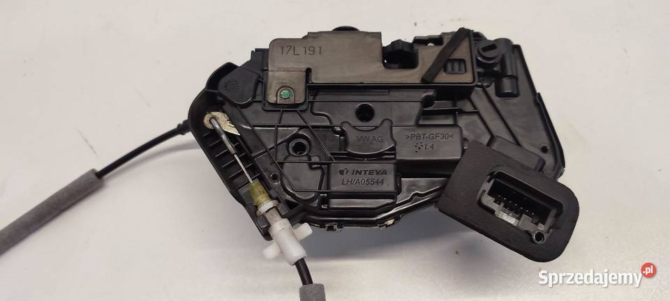 VW TIGUAN II ZAMEK DRZWI LEWY TYŁ 5NA839015B Zamki, wkładki i kluczyki dolnośląskie
