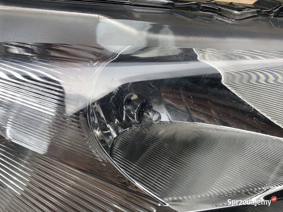 Skoda Rapid NH 102012052017 Reflektor Lampa
