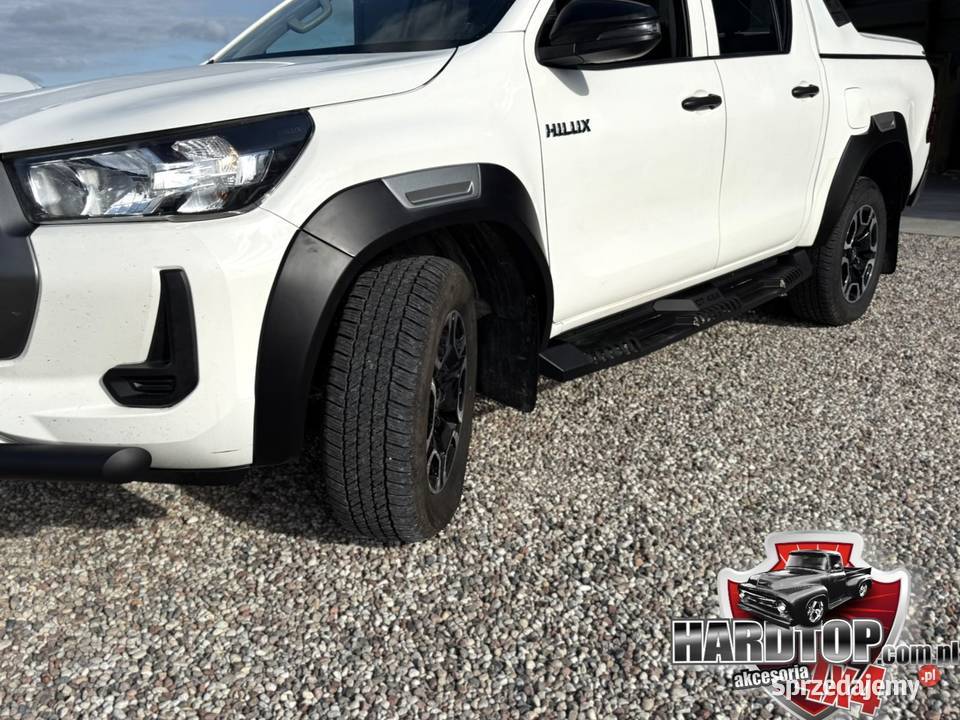 Poszerzenia Błotników OEM Fender Flares Toyota osobowe Pasłęk