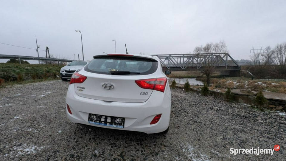 Hyundai i30 2 komplety opon II 2012 2016 Rok produkcji 2012 dolnośląskie Kamienna Góra
