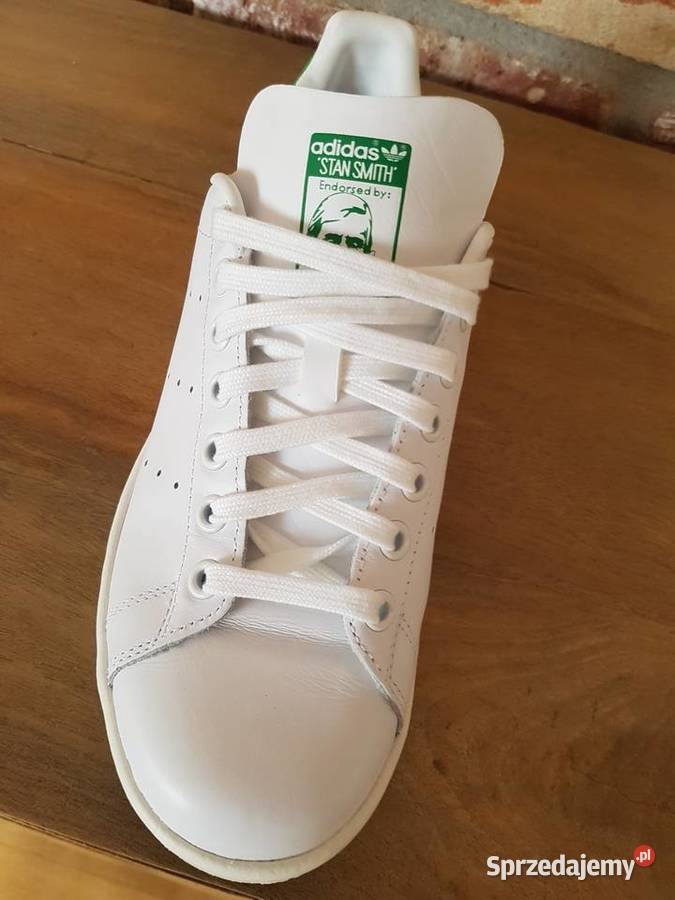 Białe sneakersy Adidas Stan Smith Lux