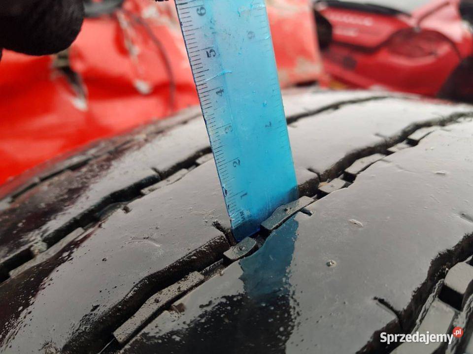 OPONA 225 KORMORAN 31570 R225 PREMIUM 43018 Lipno