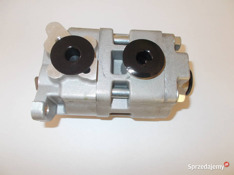 pompa hydrauliczna 6C14037304 silnk kubota Kunów sprzedam