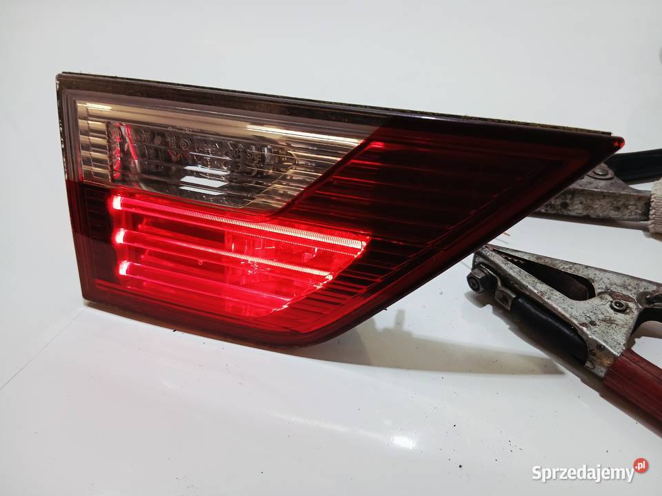 LAMPA LEWA TYLNA BMW X3 E83 LIFT OE 7162213 Strzyżewice sprzedam