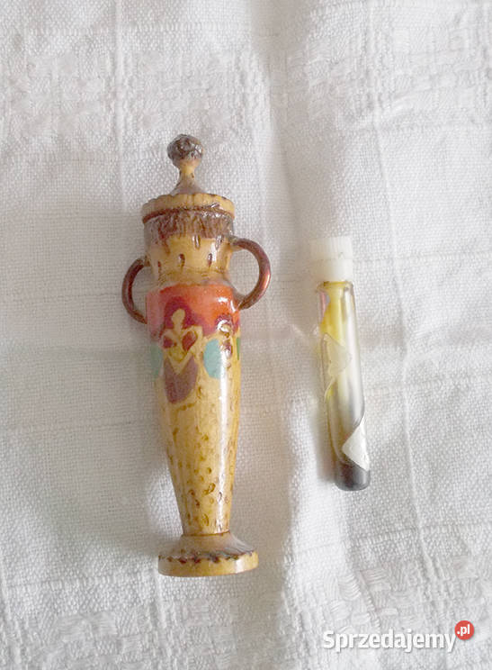 prl olejek różany w buteleczce drewniana